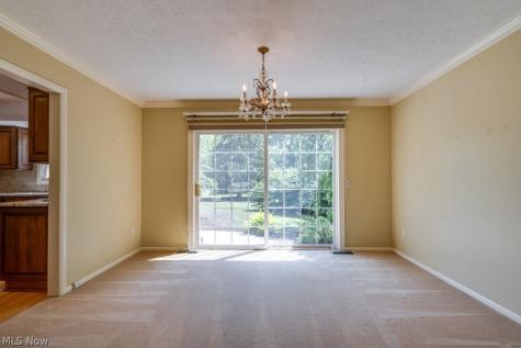 29 Chelmsford Drive Aurora OH 44202