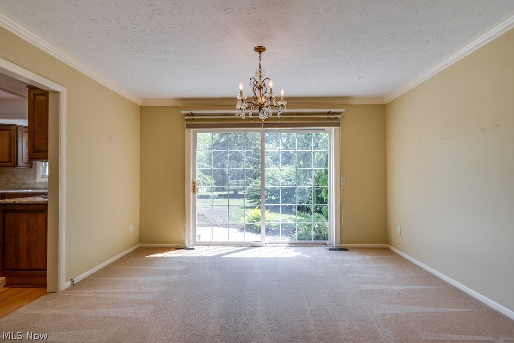 29 Chelmsford Drive Aurora OH 44202