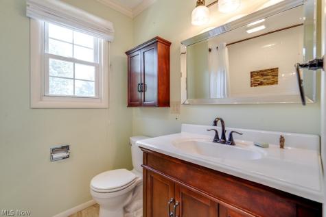 29 Chelmsford Drive Aurora OH 44202