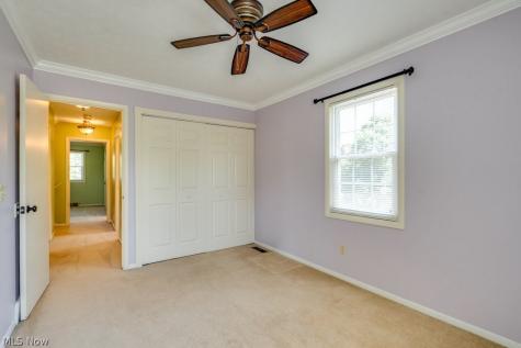 29 Chelmsford Drive Aurora OH 44202