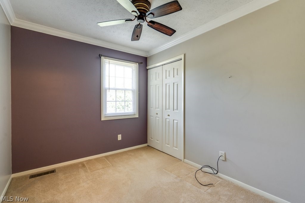 29 Chelmsford Drive Aurora OH 44202