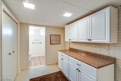 29 Chelmsford Drive Aurora OH 44202