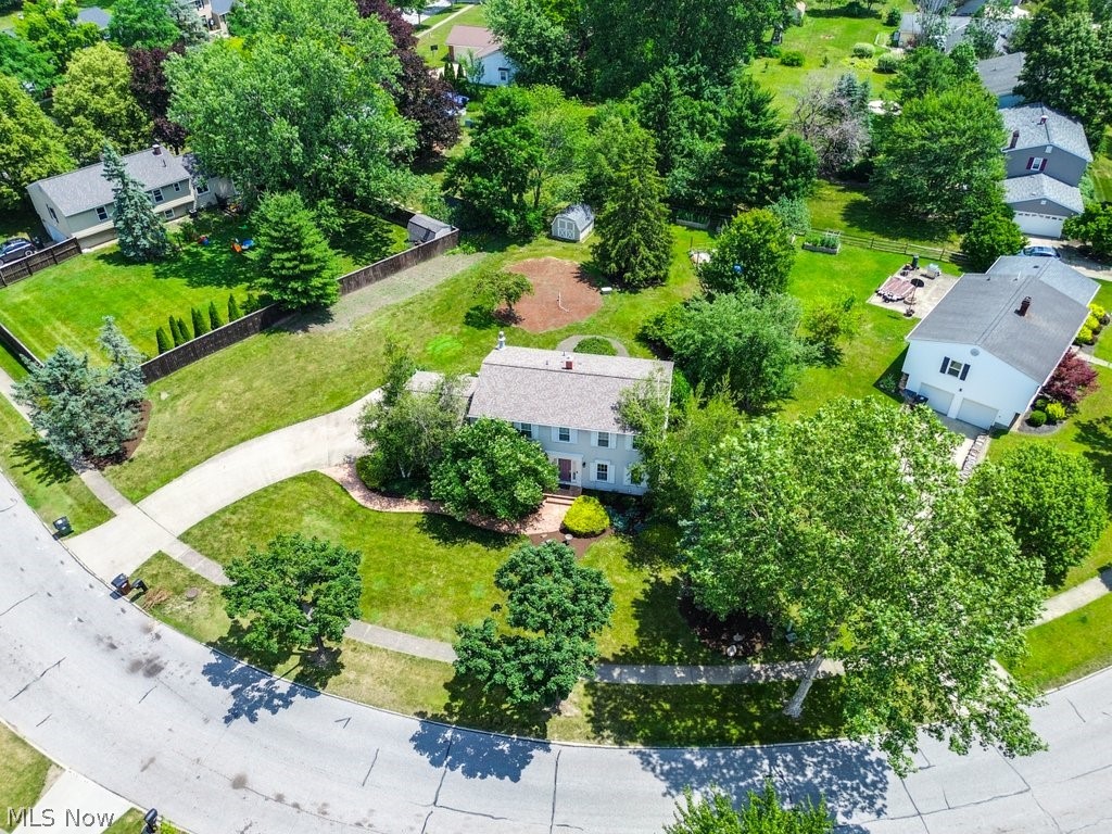 29 Chelmsford Drive Aurora OH 44202