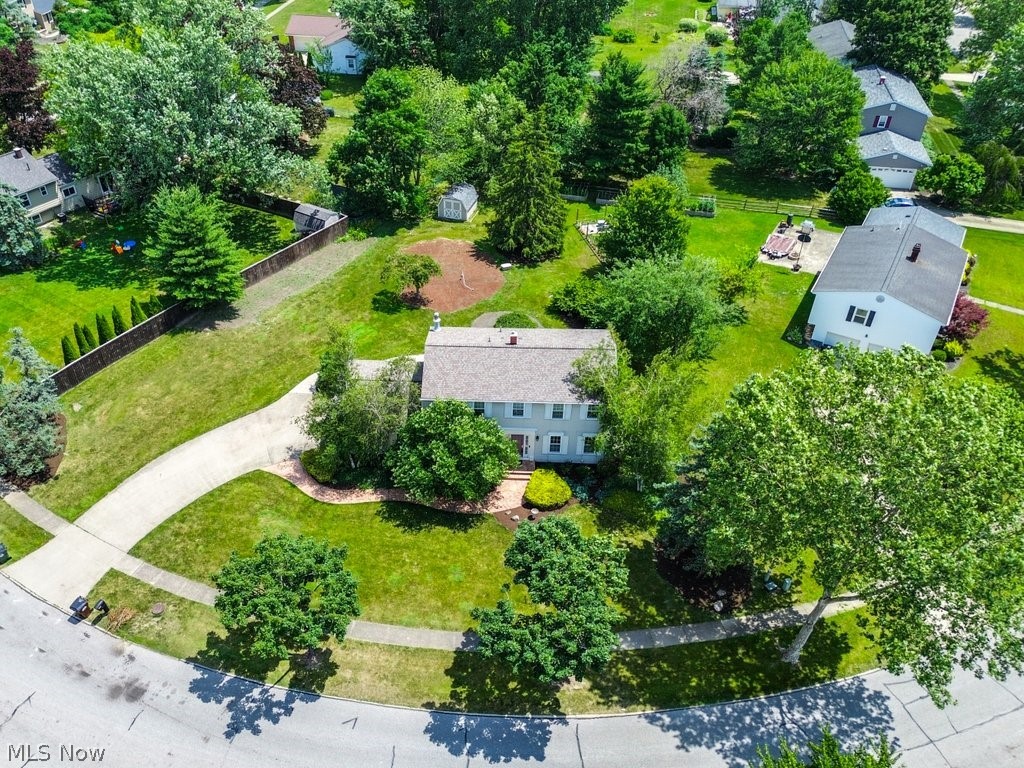 29 Chelmsford Drive Aurora OH 44202