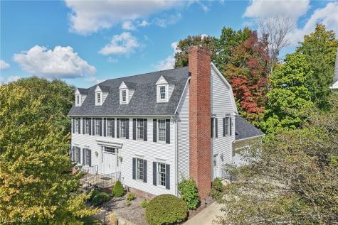 107 Blackberry Drive Hudson OH 44236