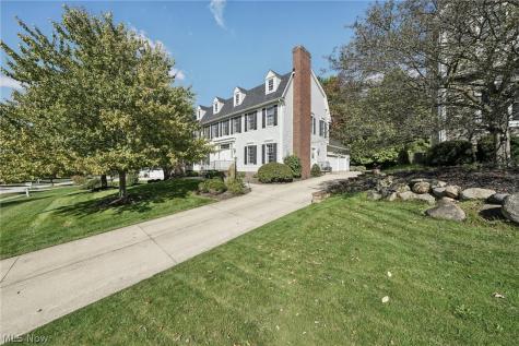 107 Blackberry Drive Hudson OH 44236