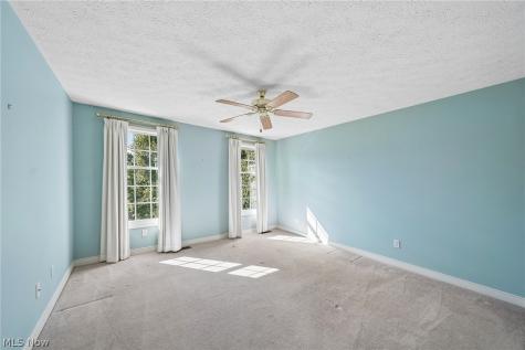 107 Blackberry Drive Hudson OH 44236