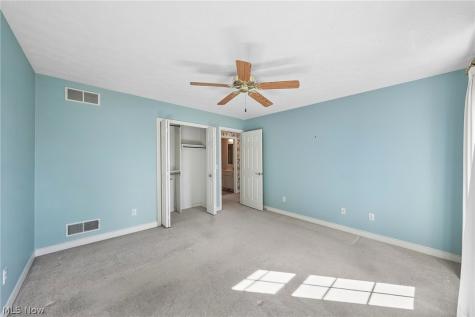 107 Blackberry Drive Hudson OH 44236