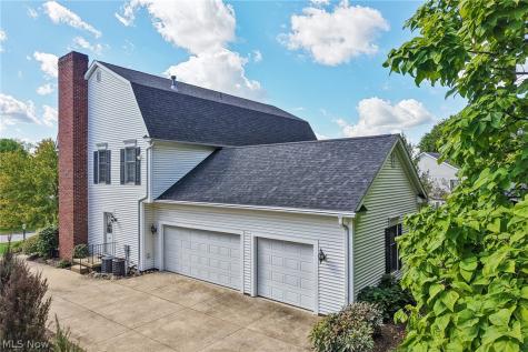 107 Blackberry Drive Hudson OH 44236