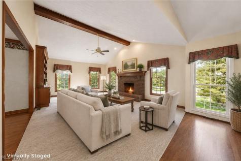 107 Blackberry Drive Hudson OH 44236