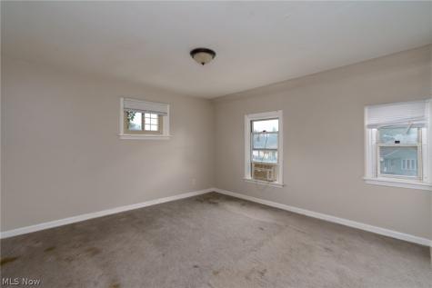 4212 E 147th Street Cleveland OH 44128