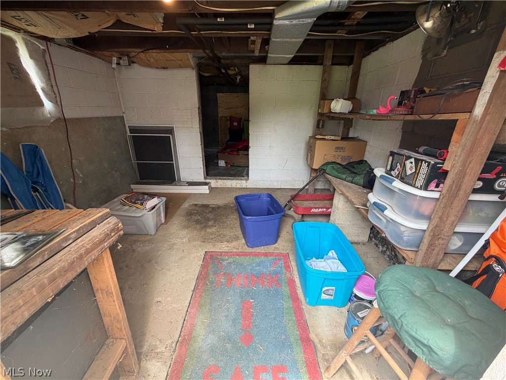 3488 County Road 54 Richmond OH 43944