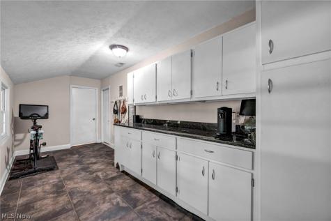 23111 Lincolnshire Drive Bay Village OH 44140