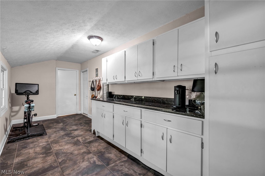 23111 Lincolnshire Drive Bay Village OH 44140