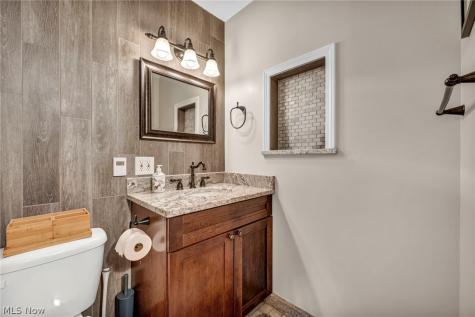 23111 Lincolnshire Drive Bay Village OH 44140