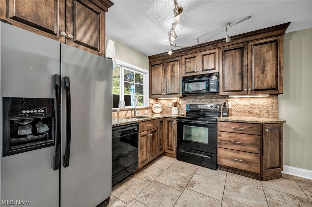 23111 Lincolnshire Drive Bay Village OH 44140