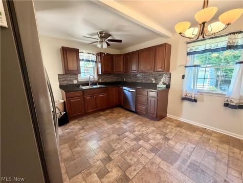 4610 Redfern Road Parma OH 44134