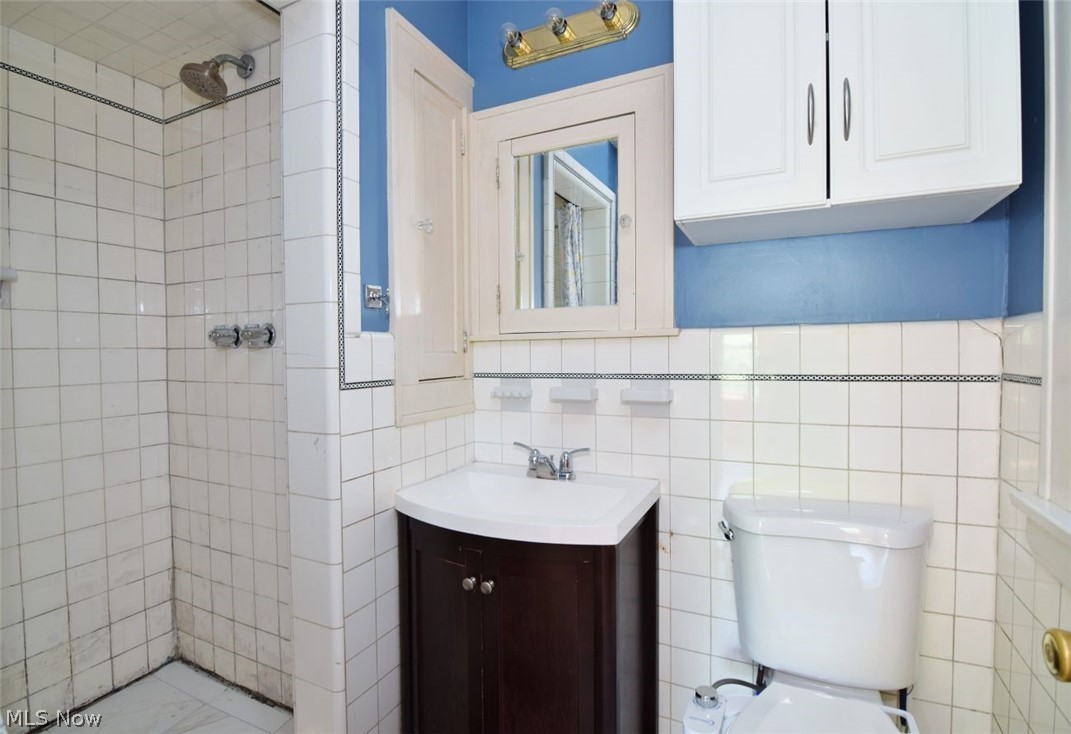 3415 Blanche Avenue Cleveland Heights OH 44118