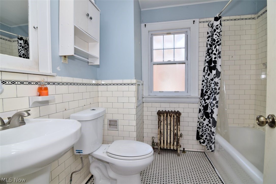 3415 Blanche Avenue Cleveland Heights OH 44118