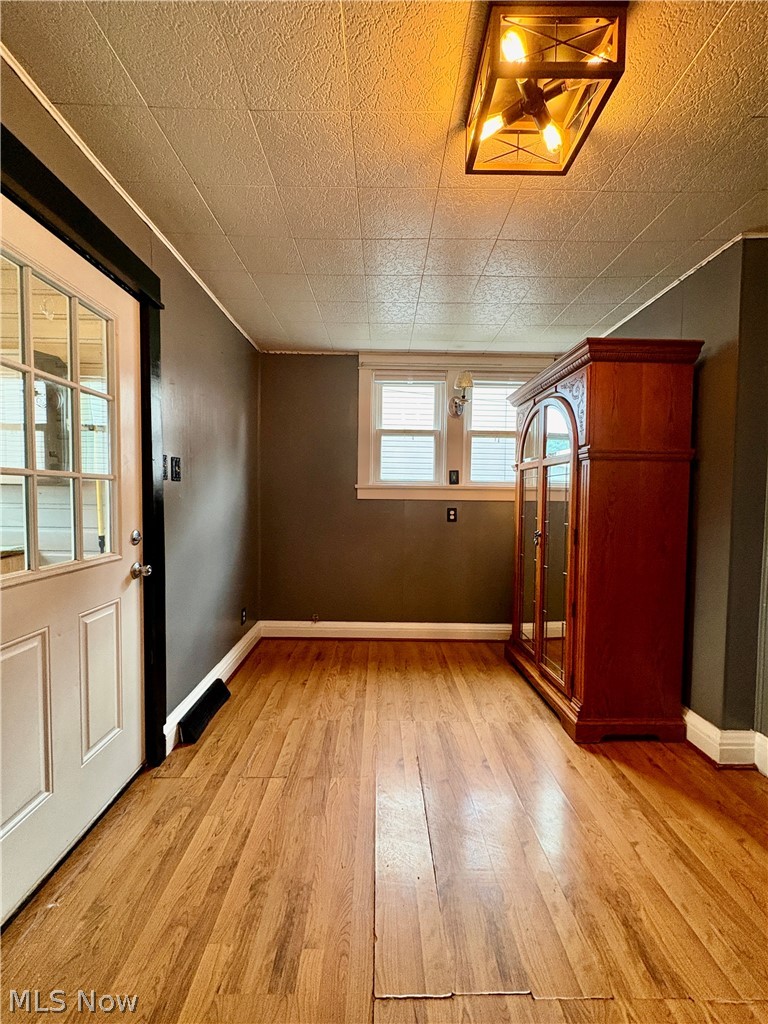 14 Main Street Dillonvale OH 43917