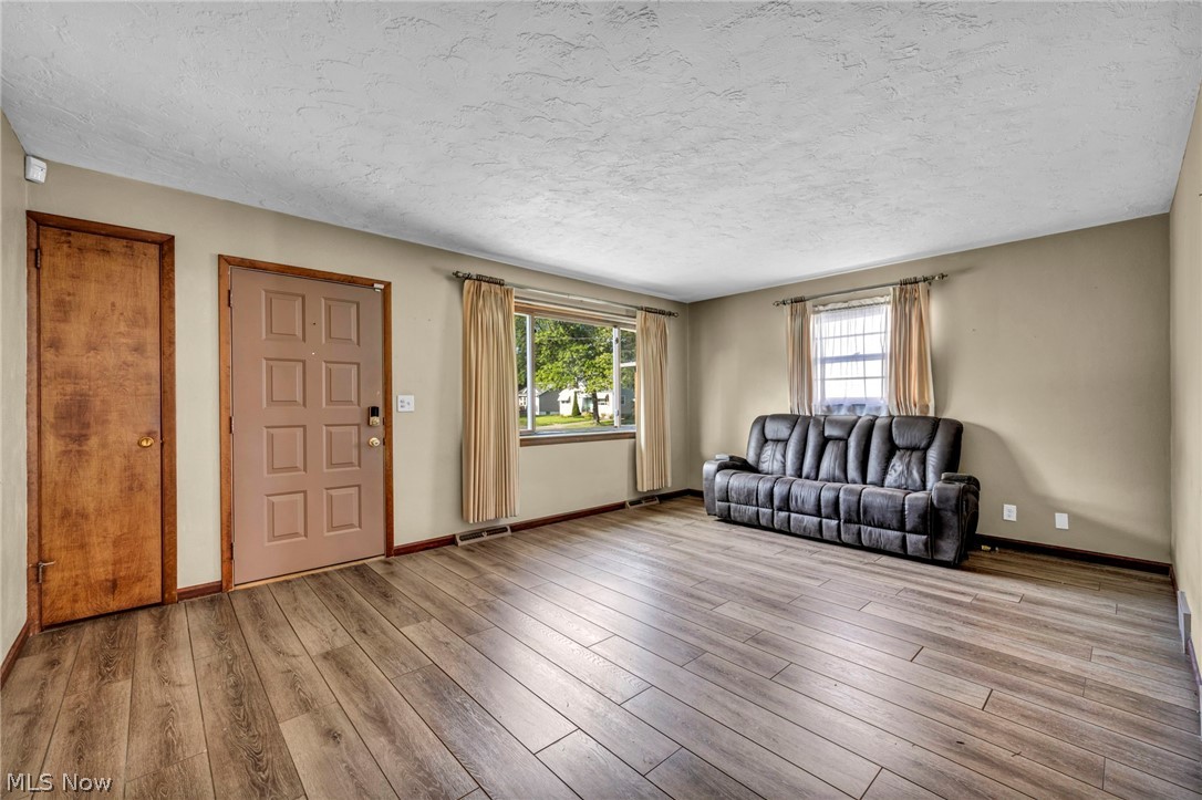 179 Caroline Street Elyria OH 44035