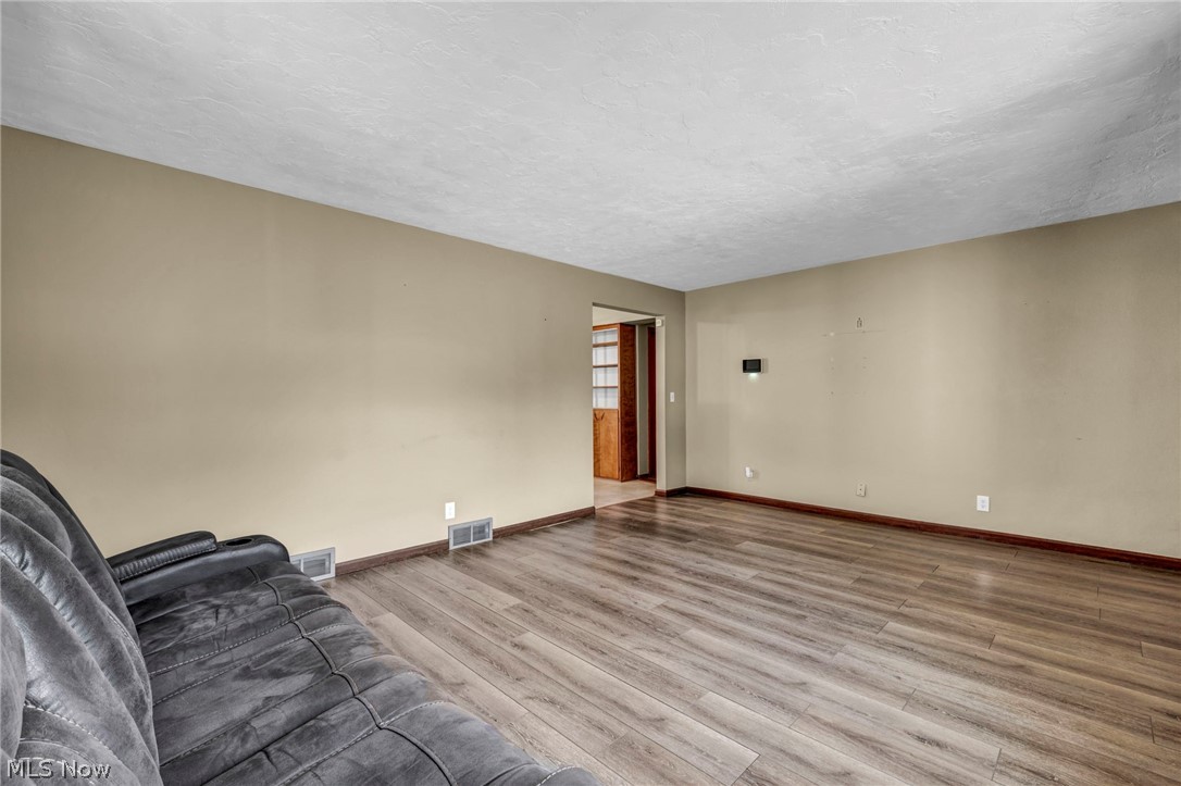 179 Caroline Street Elyria OH 44035