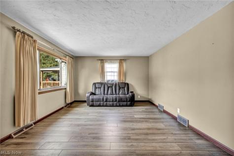 179 Caroline Street Elyria OH 44035