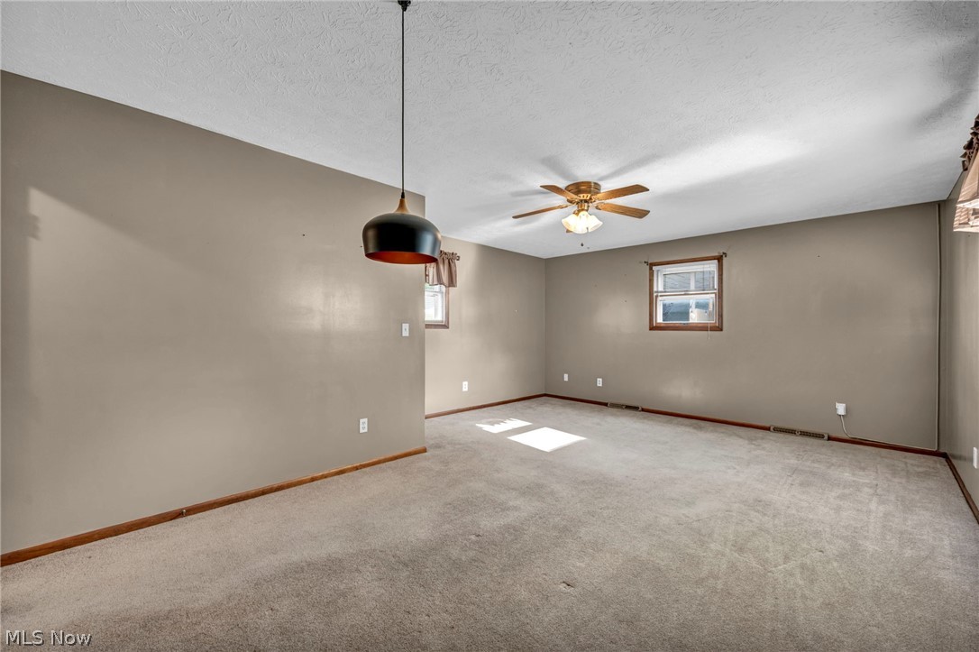 179 Caroline Street Elyria OH 44035