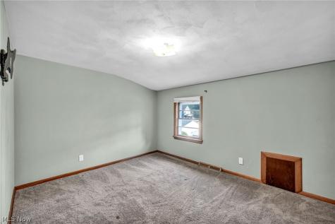 179 Caroline Street Elyria OH 44035