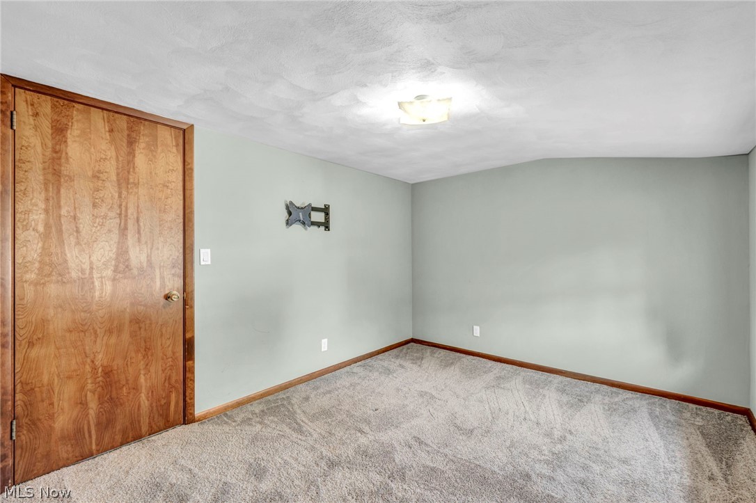 179 Caroline Street Elyria OH 44035