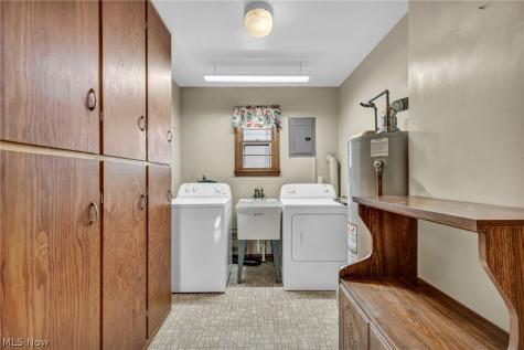 179 Caroline Street Elyria OH 44035