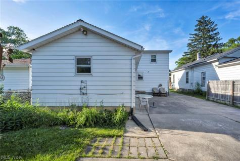 179 Caroline Street Elyria OH 44035