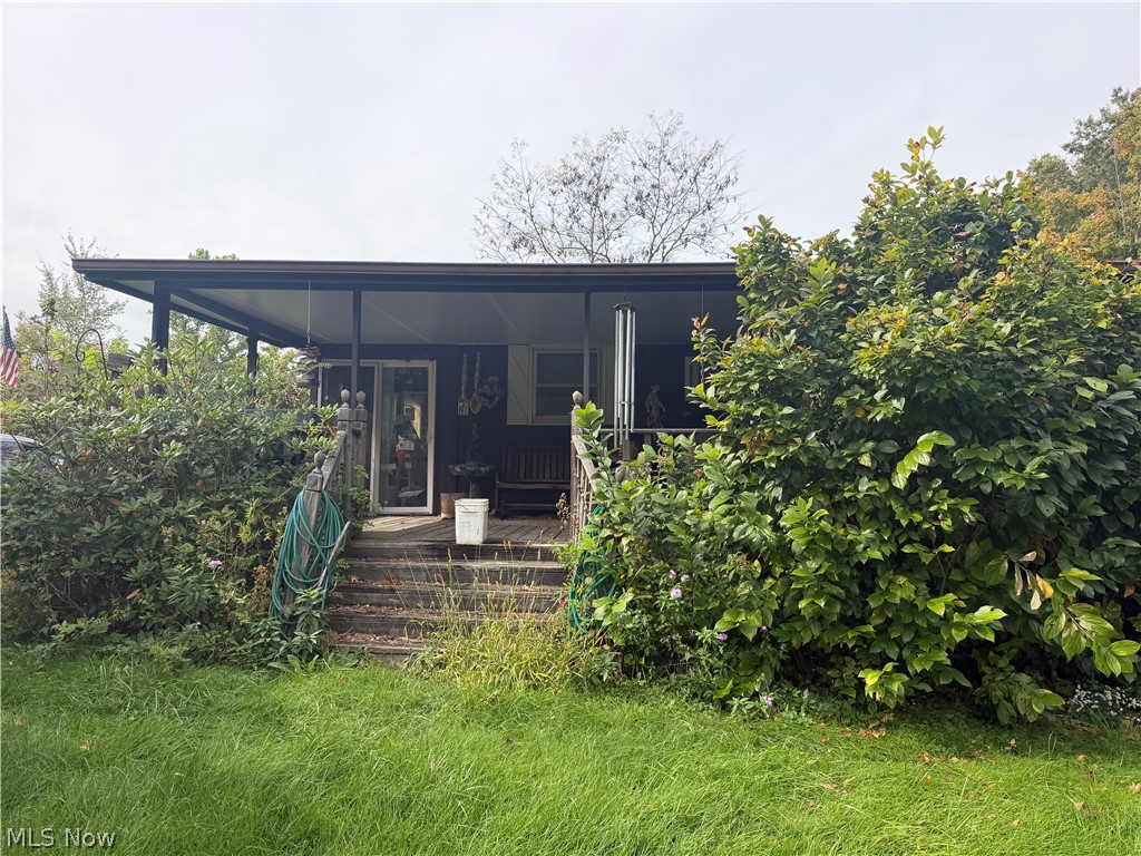 2876 State Route 225 Diamond OH 44412