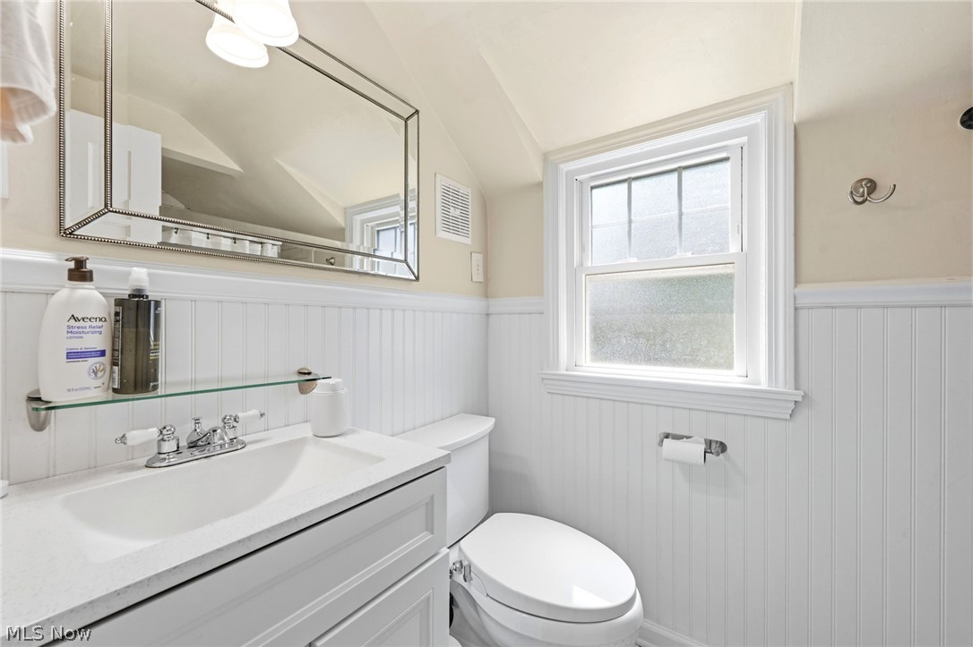 212 Chagrin Boulevard Chagrin Falls OH 44022