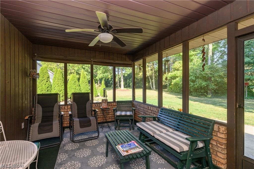 963 Mansion Circle Barberton OH 44203