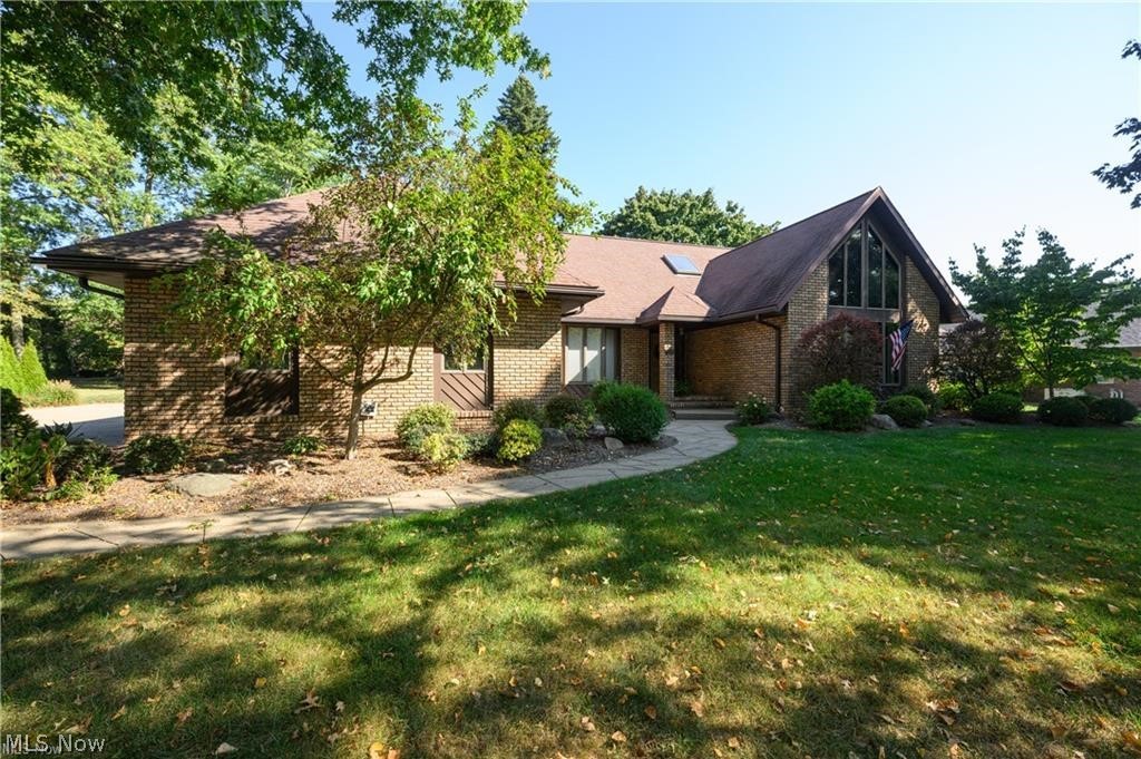 963 Mansion Circle Barberton OH 44203