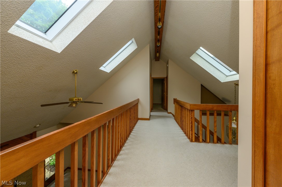 963 Mansion Circle Barberton OH 44203
