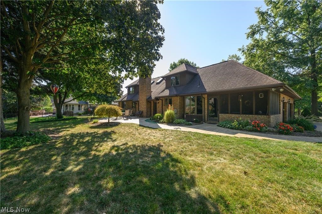 963 Mansion Circle Barberton OH 44203