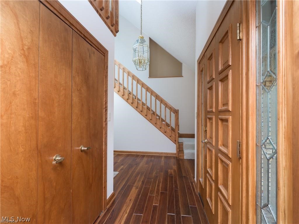 963 Mansion Circle Barberton OH 44203