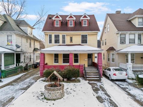 10624 Grantwood Avenue Cleveland OH 44108