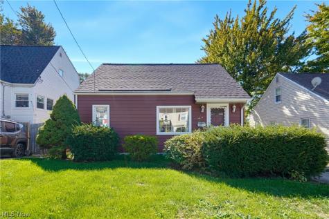 796 Indian Trail Akron OH 44314
