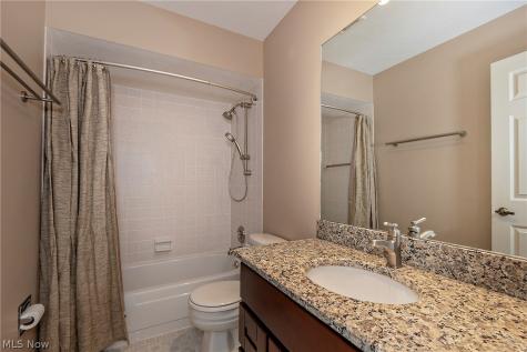 1834 Coes Post Run Westlake OH 44145