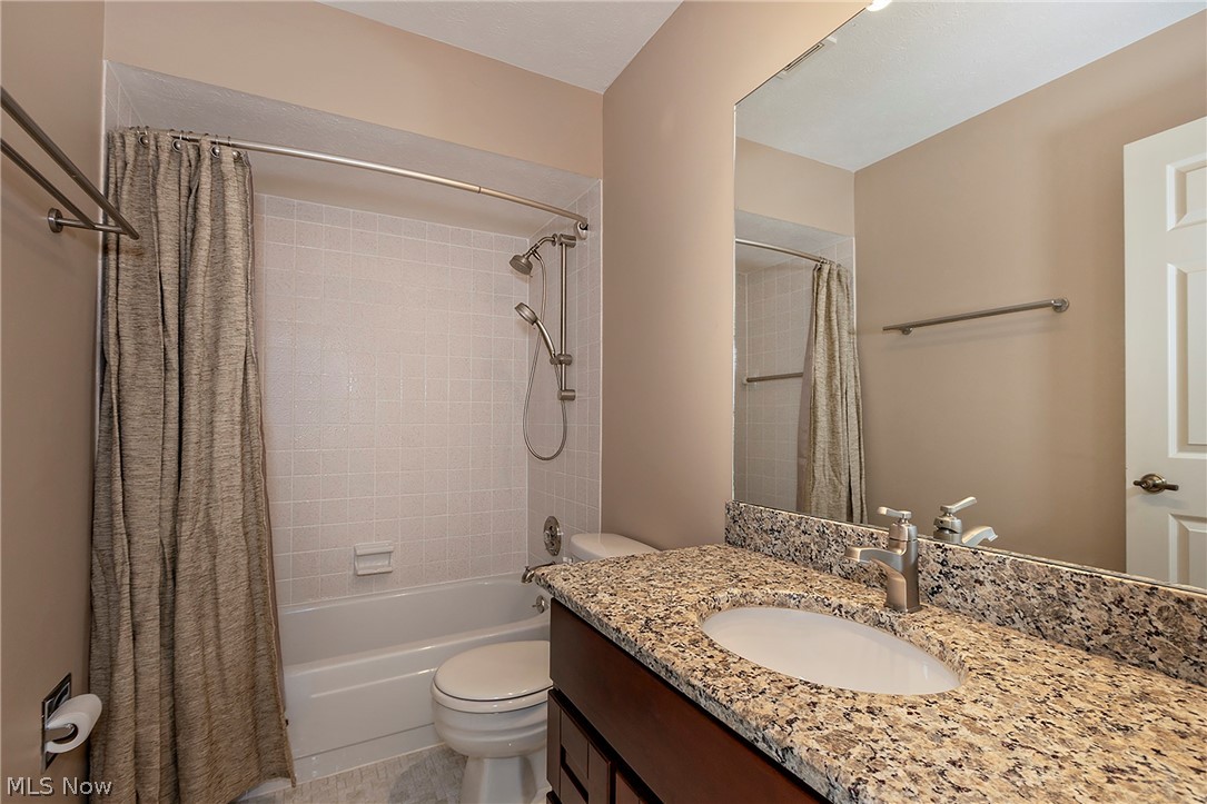 1834 Coes Post Run Westlake OH 44145