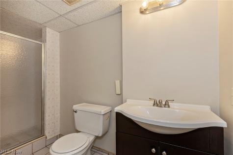 1834 Coes Post Run Westlake OH 44145
