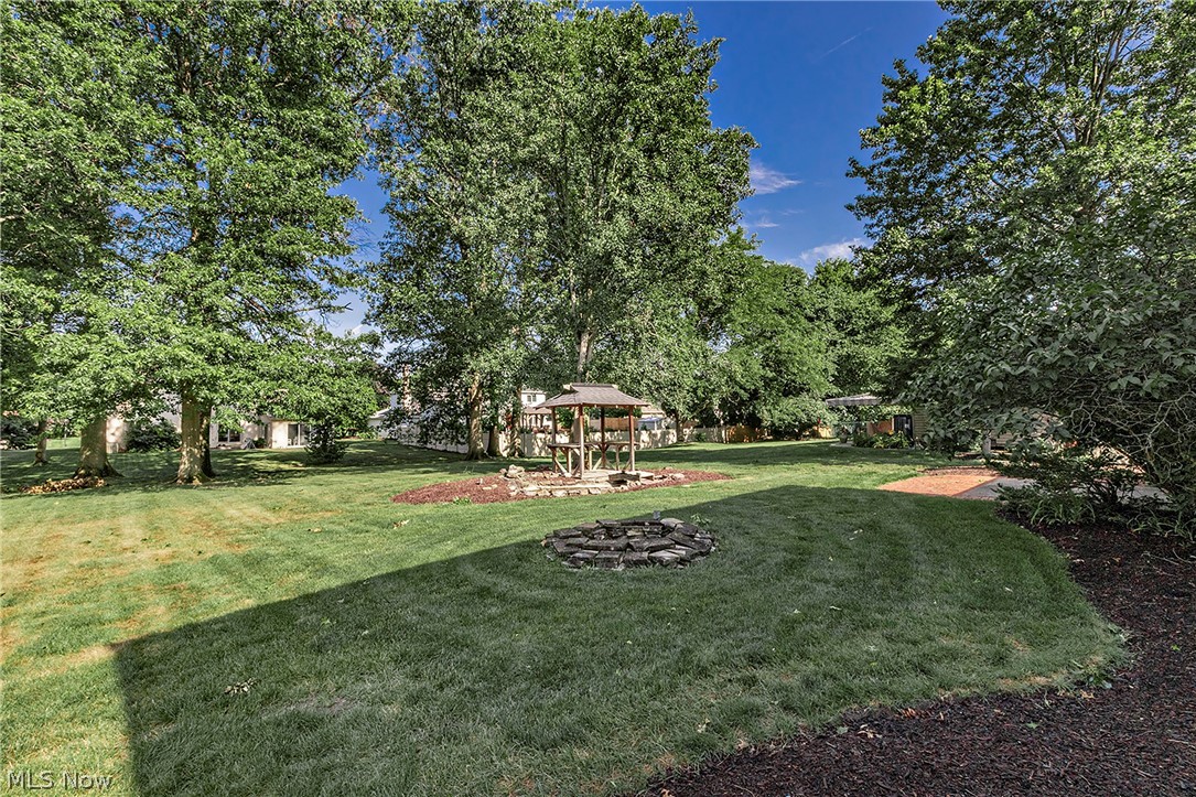 1834 Coes Post Run Westlake OH 44145