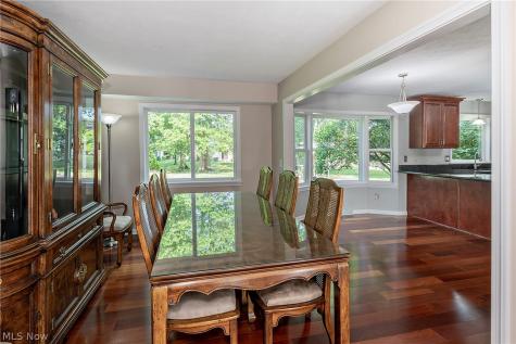1834 Coes Post Run Westlake OH 44145