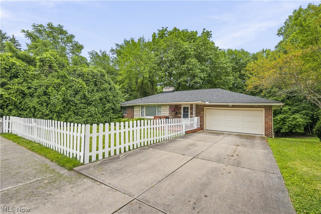 646 Palisades Drive Akron OH 44303