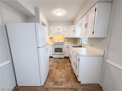 6252 Anita Drive Cleveland OH 44130