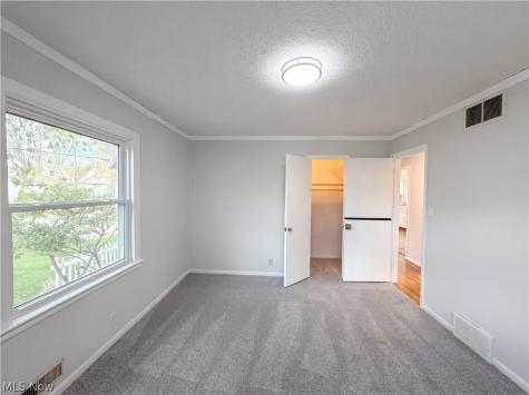 6252 Anita Drive Cleveland OH 44130