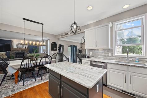 9267 Victoria Lane North Ridgeville OH 44039